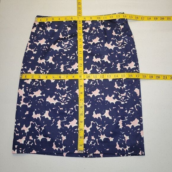 Talbots Floral Navy and Pink Women's Skirt NEW - Picture 9 of 9